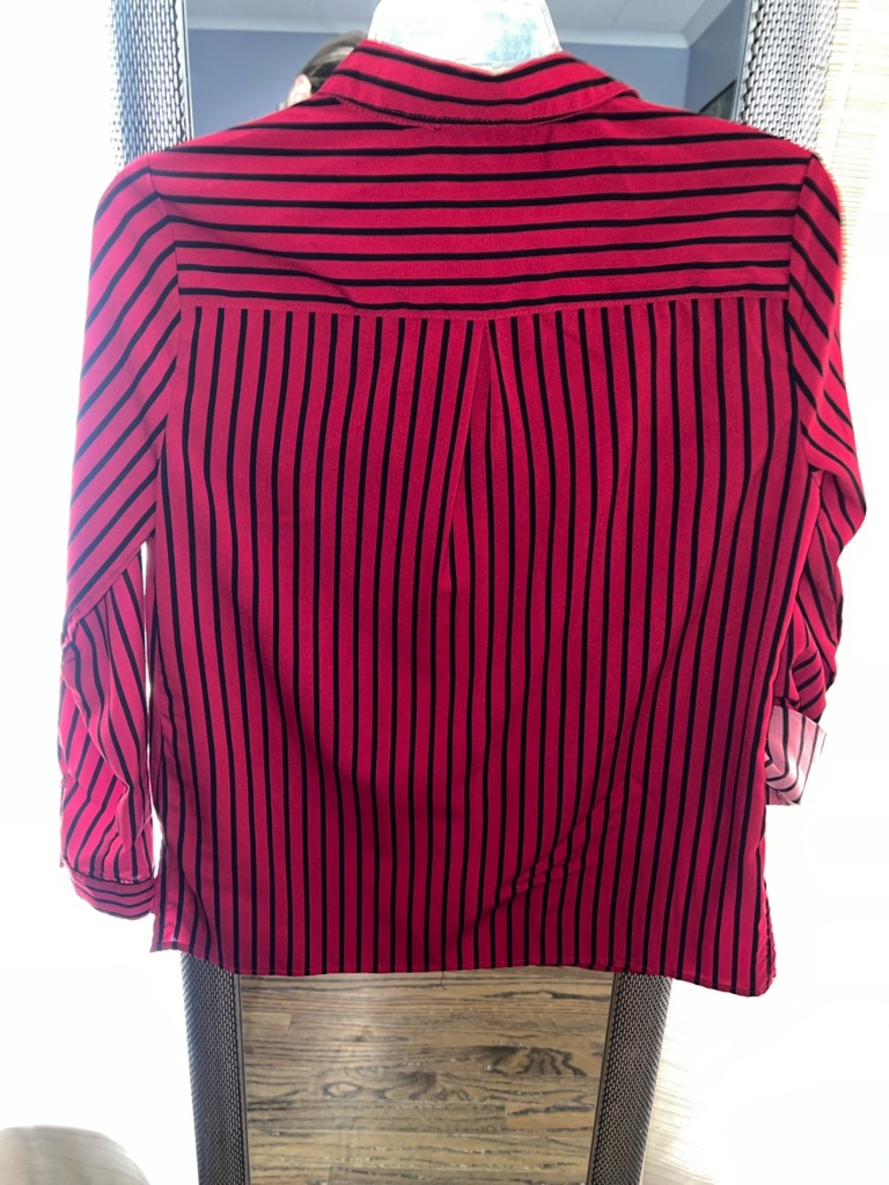 Notations Button-up Collared Blouse - Picture 2 of 6